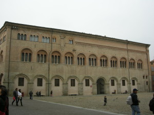 Il palazzo arcivescovile di Parma / The archiepiscopal palace of Parma