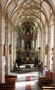 La navata centrale della chiesa / The church's central nave © Giuseppe Picheca