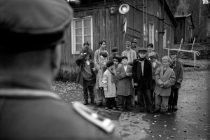 Fotogramma da un documentario del 2012 sulla storia di Kalina intitolato "Kinderblock 66: Return to Buchenwald" / Frame from a 2012 documentary on Kalina's story entitled " Kinderblock 66Return to Buchenwald"