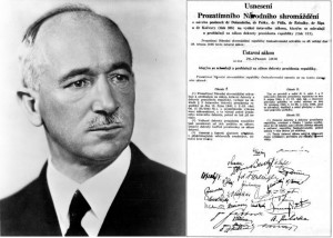 Il presidente Edvard Beneš e il documento con cui i Decreti Beneš sono diventati legge nel 1946 / President Edvard Beneš and the document declaring that Beneš decrees became law in 1946 © SDS.CZ