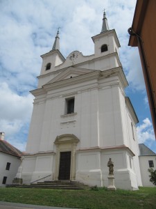 La Chiesa della Santissima Trinità di Drnholec, opera dell’architetto František Antonín Grimm / The Church of Holy Trinity in Drnholec built by architect František Antonín Grimm © Wikimedia - Project: Foto českých obcí